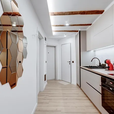 Apartamento Gem 1bdrm 200m Statue