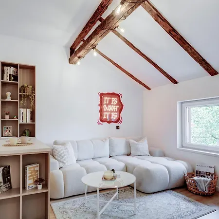 Gem 1bdrm 200m Statue صوفيا