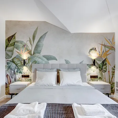 Gem 1bdrm 200m Statue Apartment Sofia