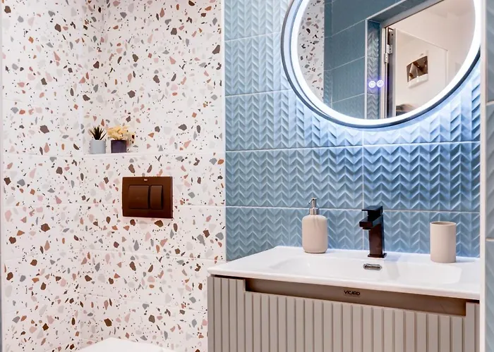 Gem 1bdrm 200m Statue Lejlighed *